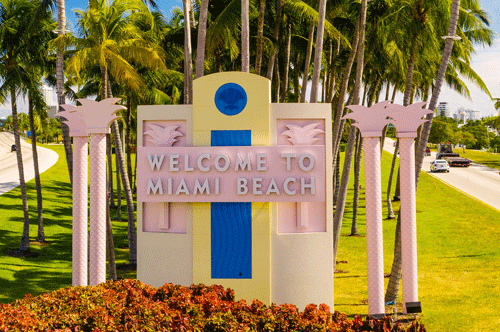 Printing Company In Miami Beach, Elite Flyers welcomes you to try out our many specialty printing options.